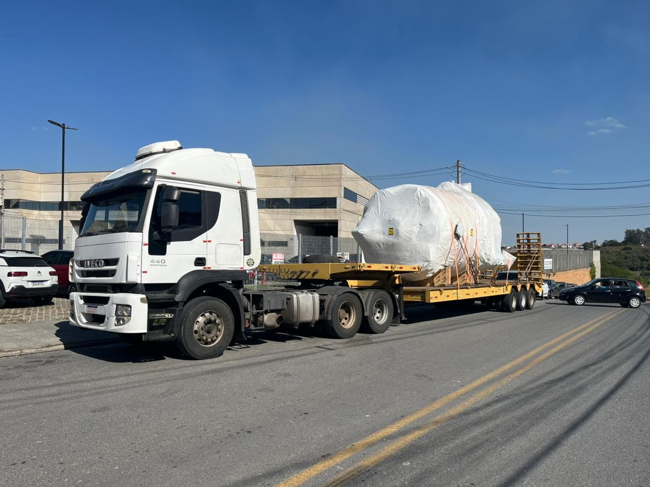 Vona Logistics - Transporte de Cargas Especiais